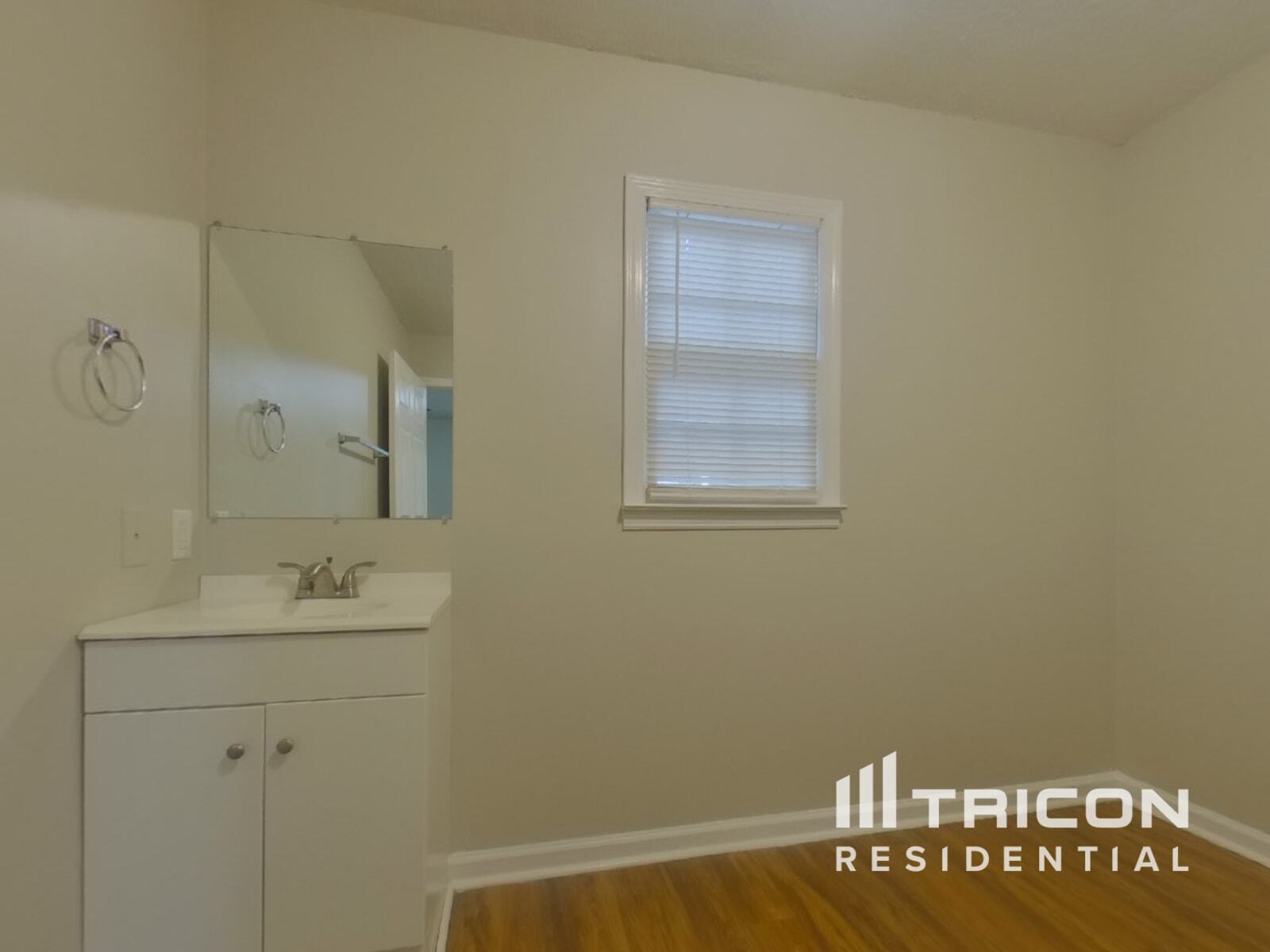 Building Photo - 2811 Quinbery Dr