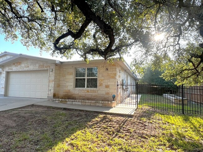 Primary Photo - 5705 Thunderbird St