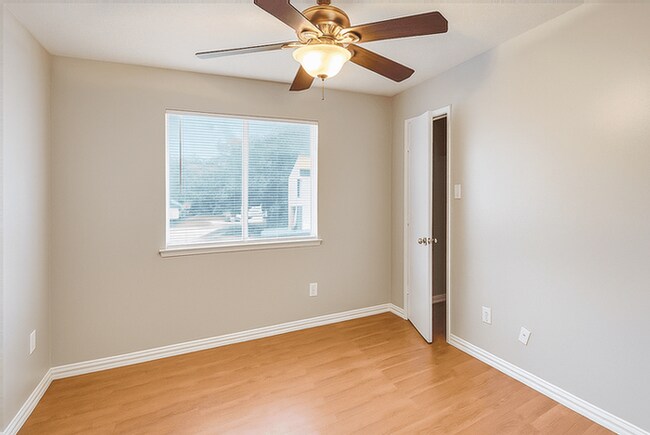 Building Photo - 4427 Eaglewood Trail Dr