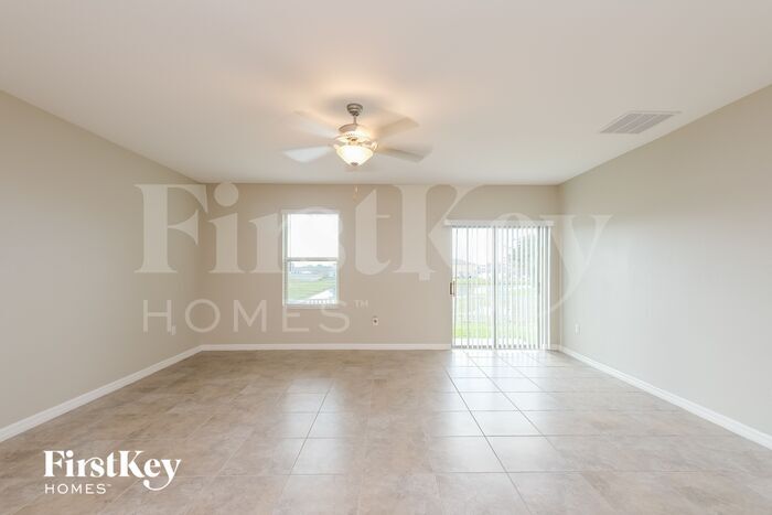 Building Photo - 10501 Fairy Moss Ln