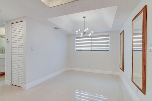 Building Photo - 15109 Ashland Dr