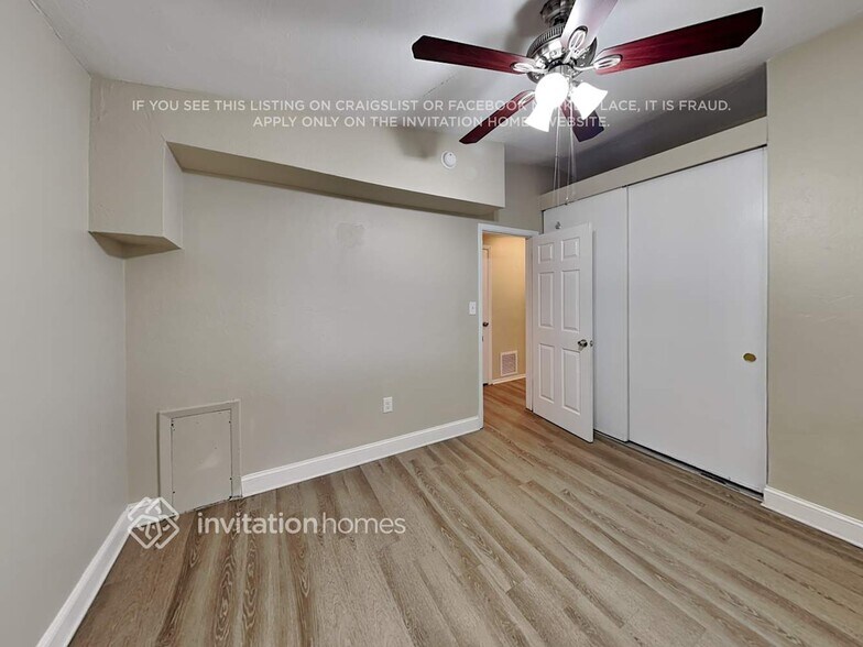 Building Photo - 3821 27th Pkwy