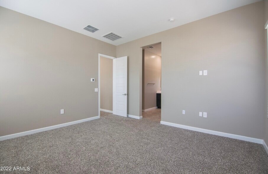Master Bedroom - 4882 E Helena Dr