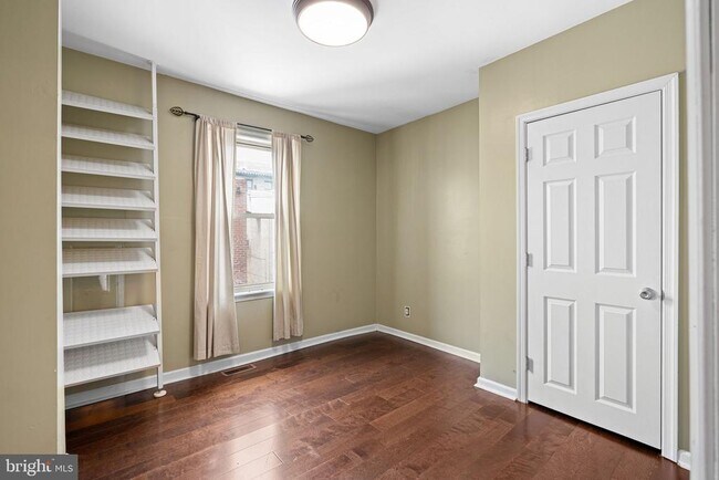 Building Photo - 1508 S 29th St