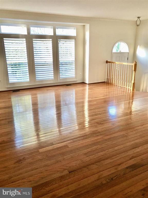 Building Photo - 1981 Logan Manor Dr