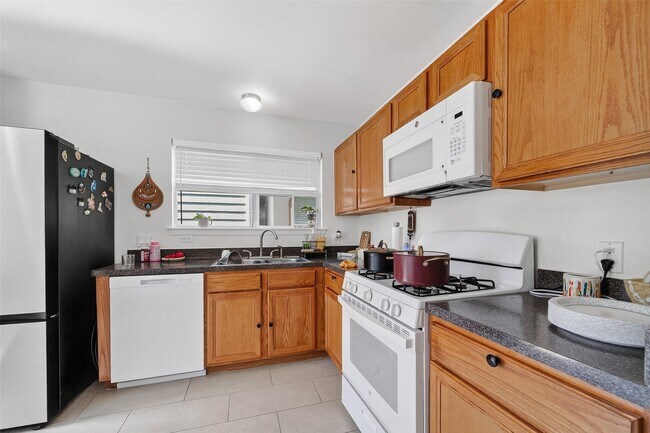 Building Photo - 20638 Patriot Park Ln