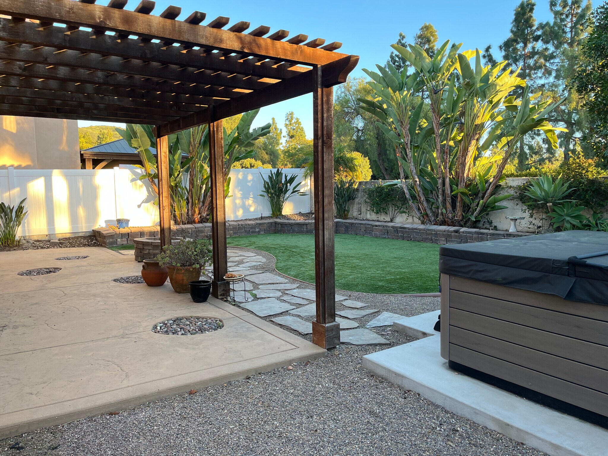 Building Photo - 1239 Calle Fantasia