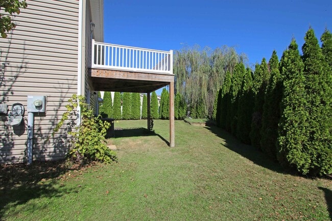Building Photo - 1340 Stonechris Dr