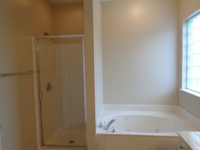 Building Photo - 2365 Edencrest Dr