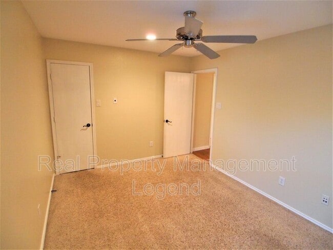 Building Photo - 3814 Juniper Hills Dr