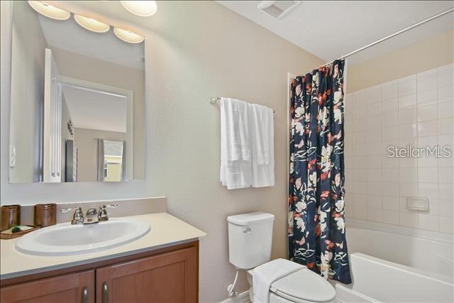 Building Photo - 5108 Adelaide Dr