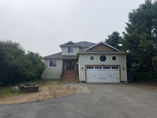 Building Photo - 371 Sand Dune Ave NW