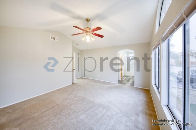 Building Photo - 7855 Green Crest Ct