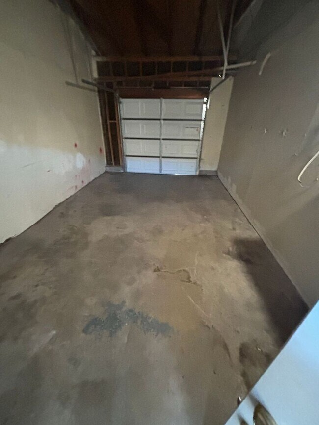 Building Photo - 16465 Smoke Tree St