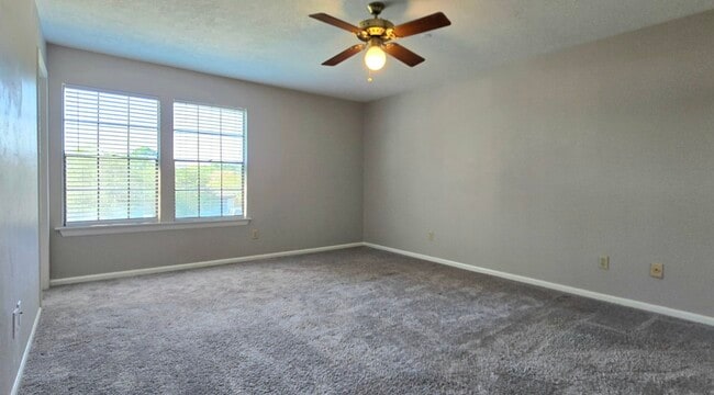 Building Photo - 15243 Kelbrook Dr