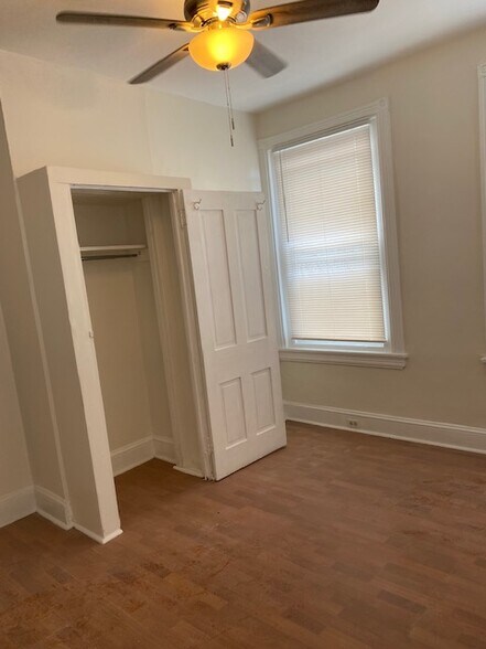 Building Photo - 4308 Ludlow St