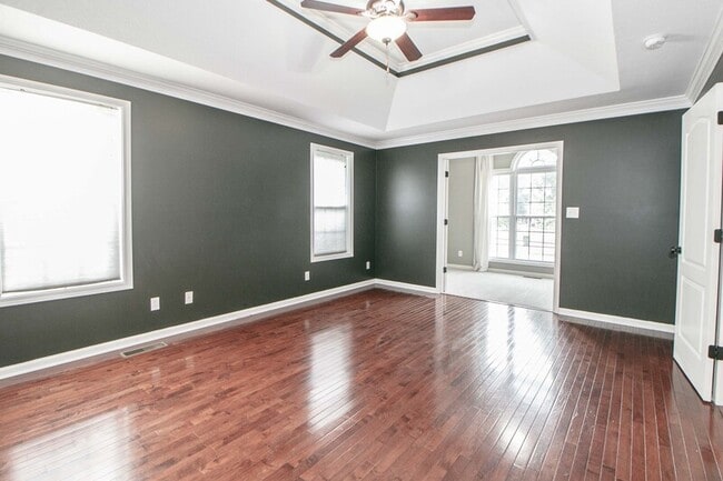 Building Photo - 2575 Village Ct