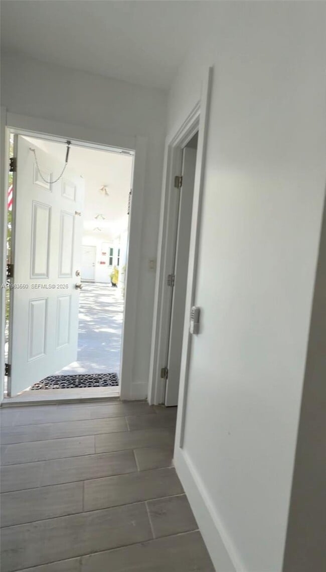 Building Photo - 3515 Van Buren St