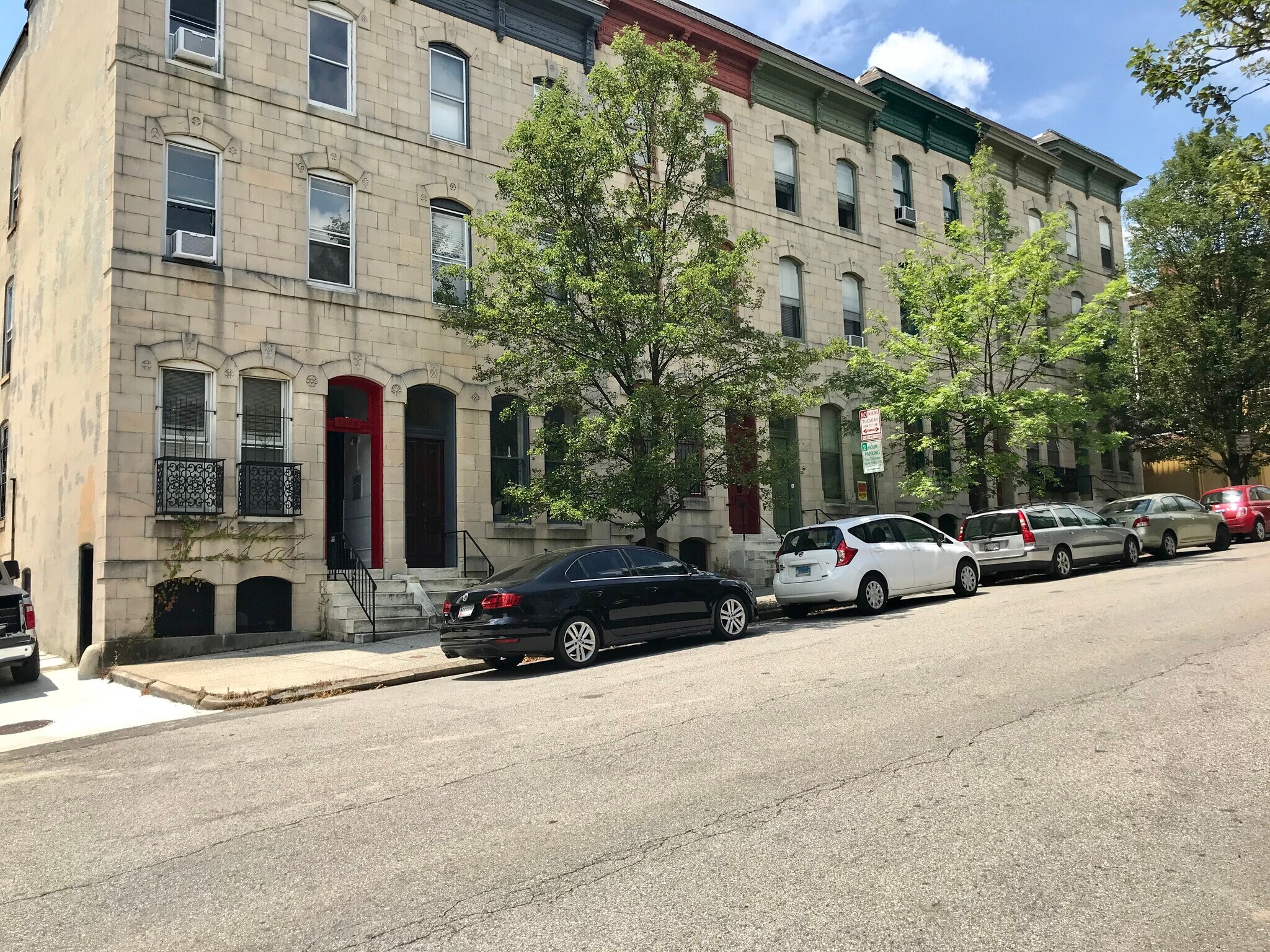 exterior - 1204 John St