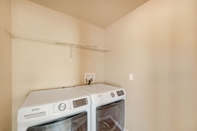 Building Photo - 1696 Odyssey Ct