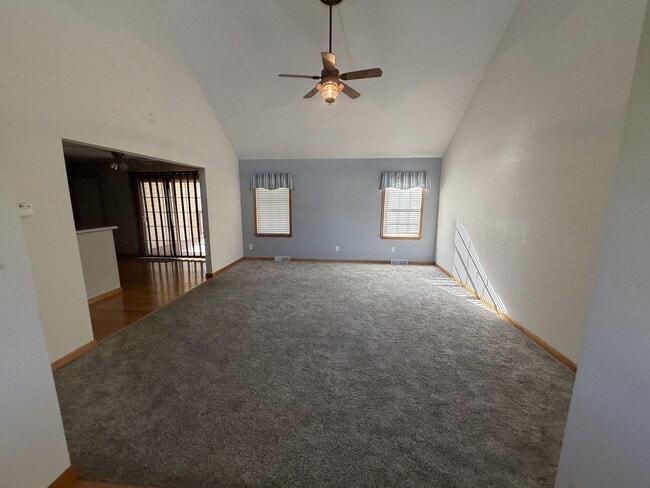 Building Photo - 1622 Forrest Ave