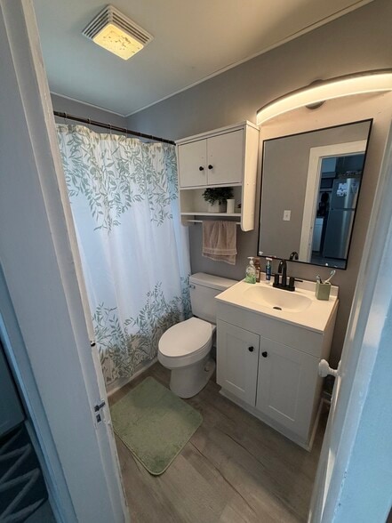 Building Photo - 207 S Jefferson St