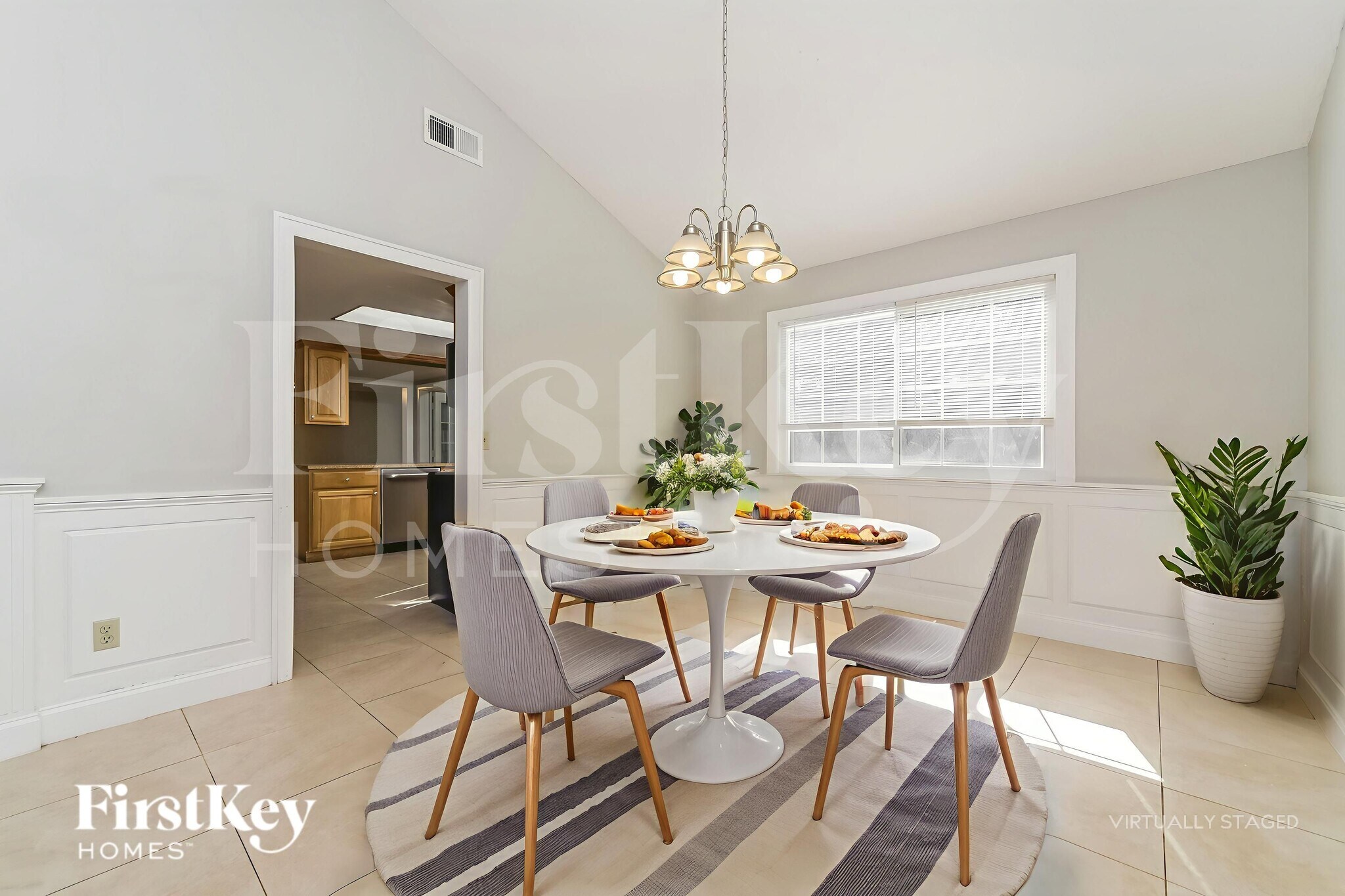 Building Photo - 7654 Balmy Ct