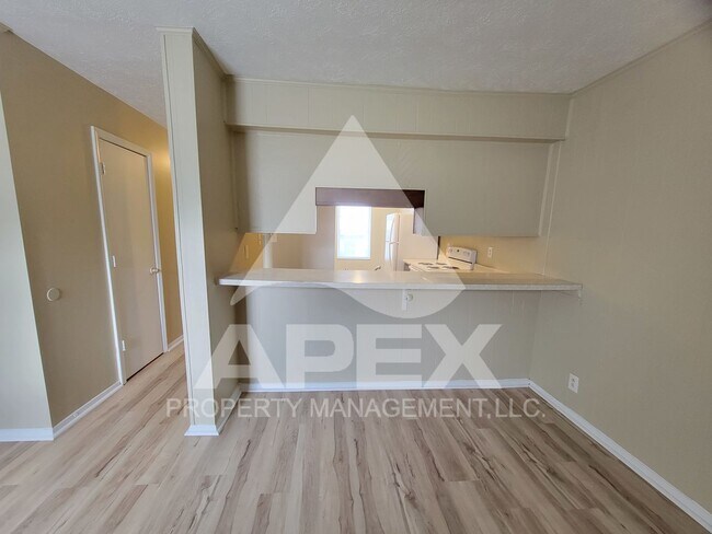 Building Photo - 9148 Cedarpark Ln NW
