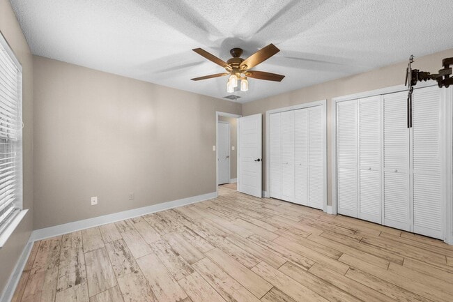 Building Photo - 3030 Blue Pine Ln