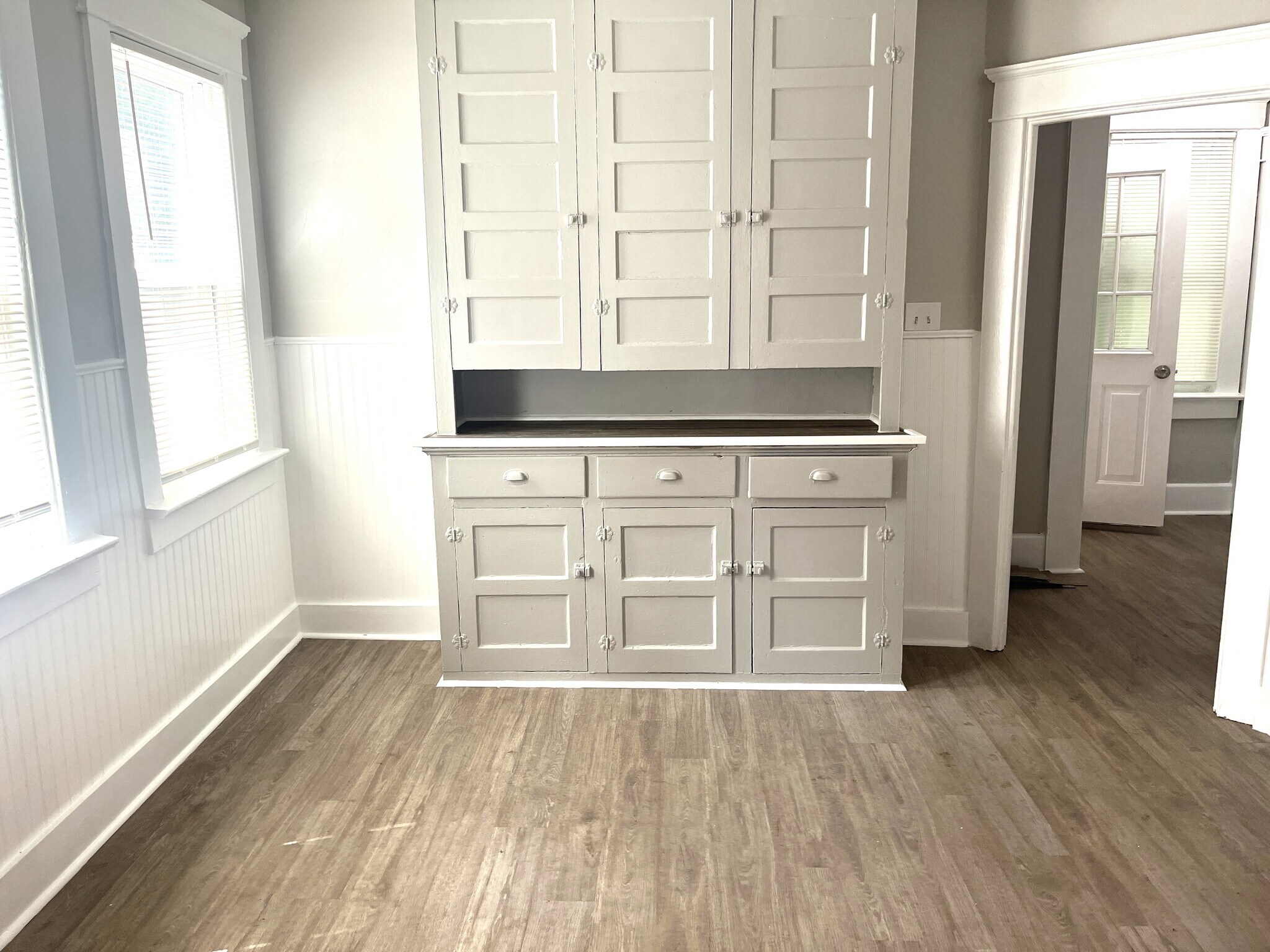 Building Photo - 820 Wayne St