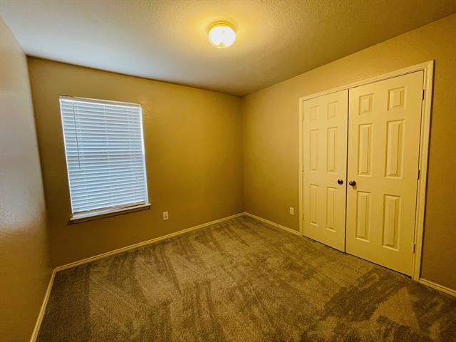 Building Photo - 614 Rockbrook Dr