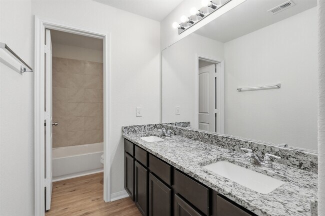 Building Photo - 3503 Cannon Dr