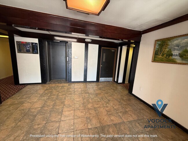 Building Photo - 16 Niles St