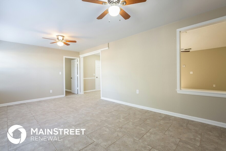 Building Photo - 200 Oakmont Dr