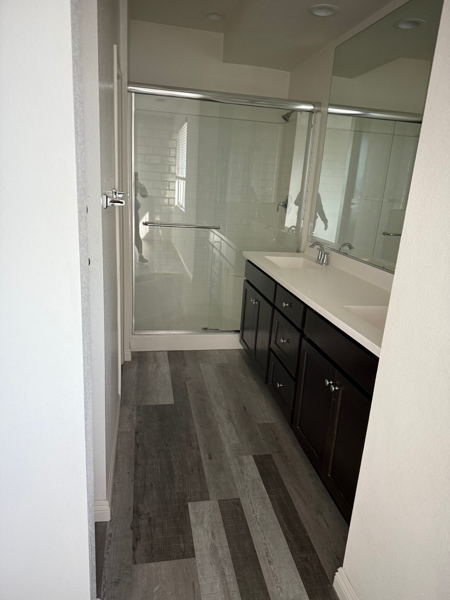 Master bath - 1584 Santa Carolina