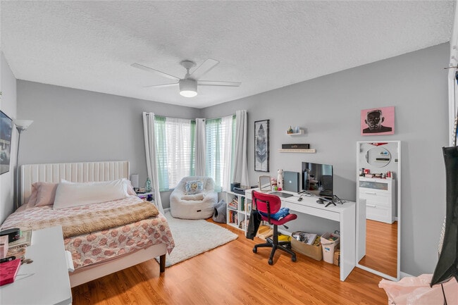 Building Photo - 11266 NW 10th Pl