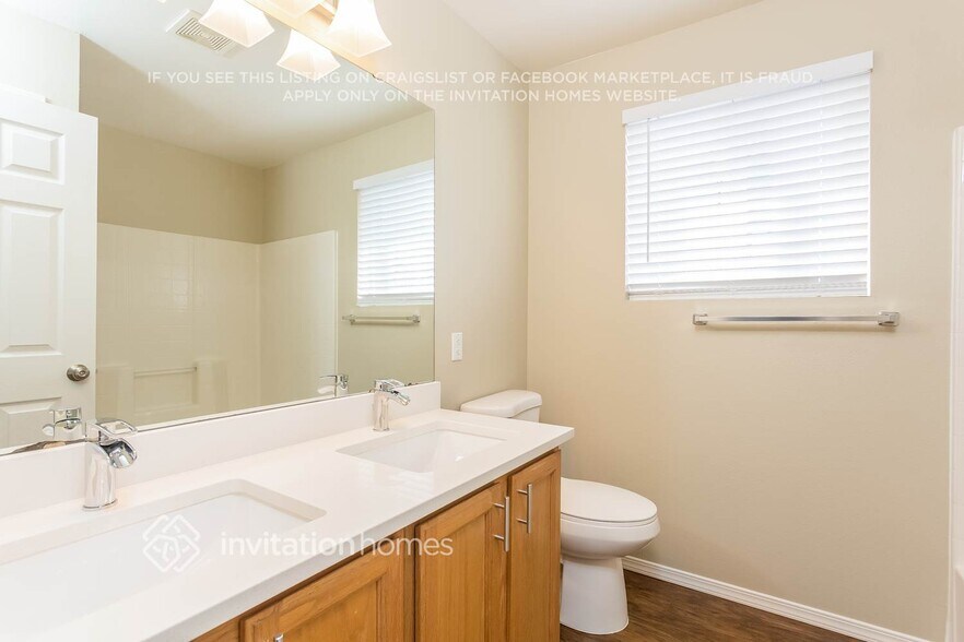 Building Photo - 7528 194th St Ct E