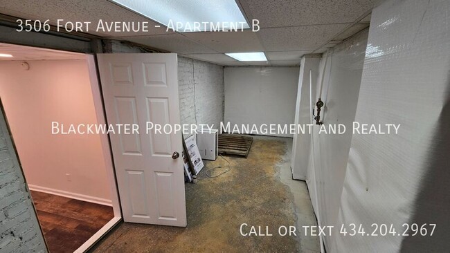 Building Photo - 2 Bedroom Apartment off Fort Avenue!