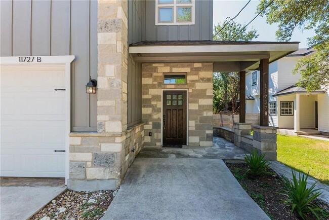 Building Photo - 11727 Bell Ave