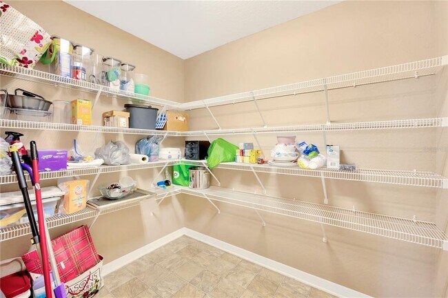 Building Photo - 722 Vineyard Reserve Ct