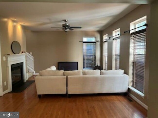 Building Photo - 7522 Lindberg Dr