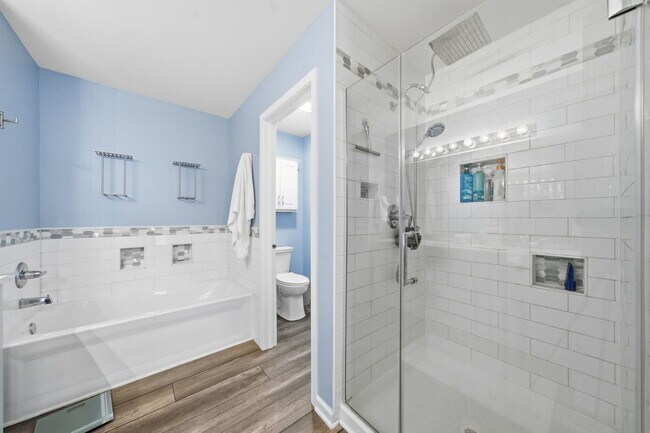 Building Photo - 1836 Candlelight Cir