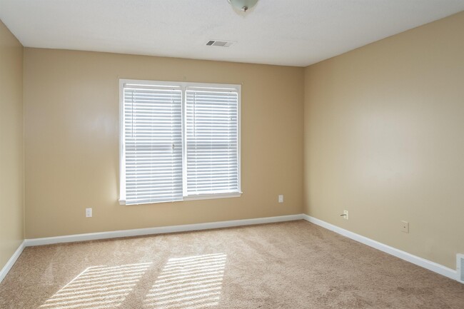 Building Photo - 2056 Milbrey St