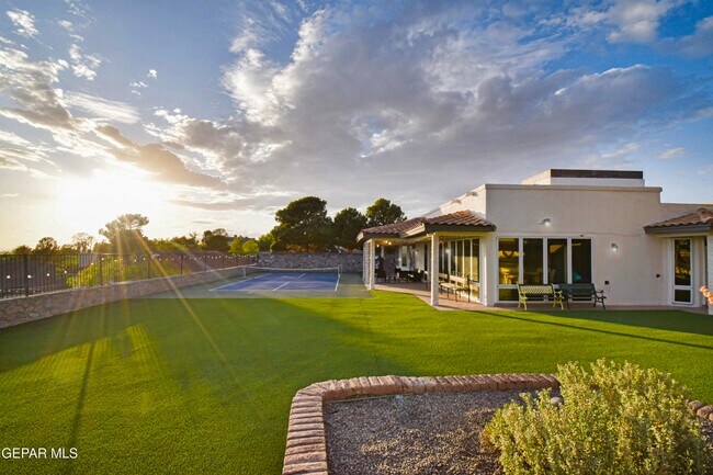 Building Photo - 508 Canyon Springs Dr