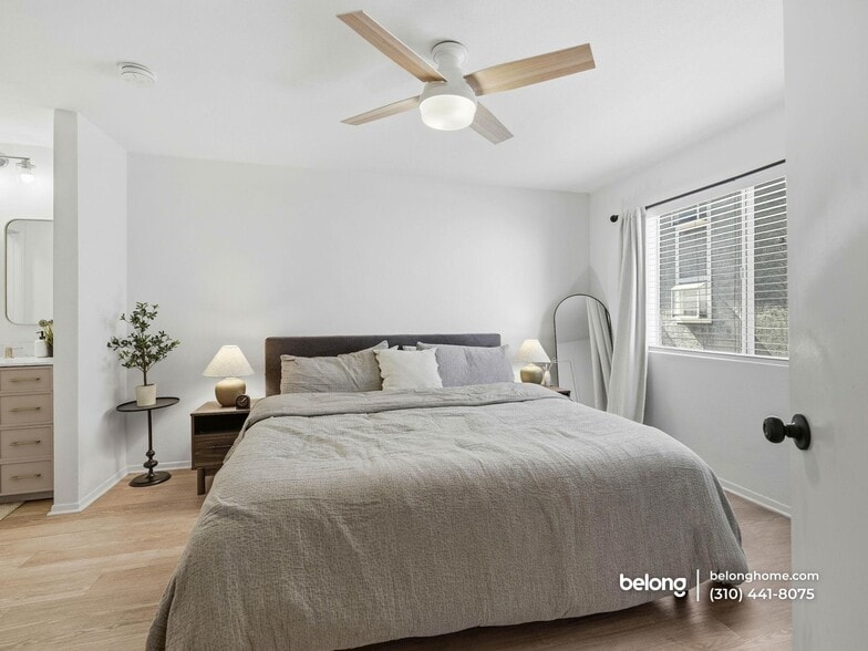 Building Photo - 26914 Flo Ln