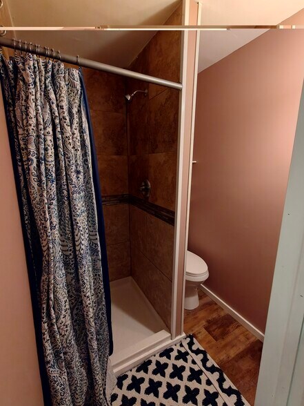 Building Photo - 39 Allen Pl