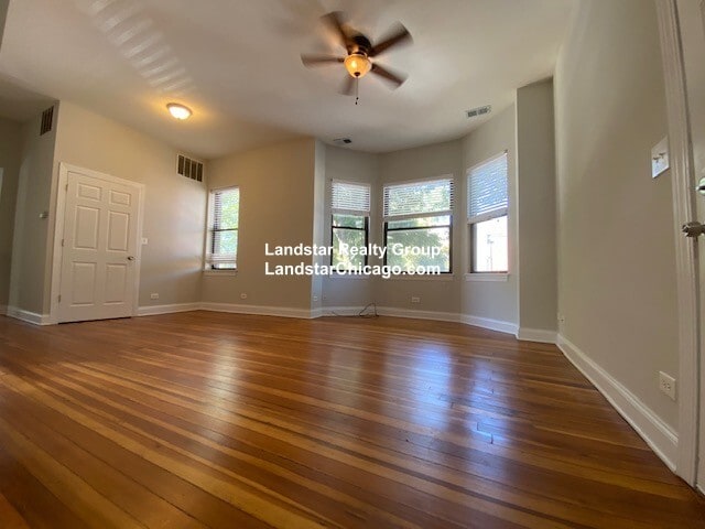 Building Photo - 3155 N Leavitt St