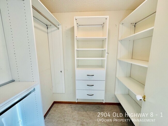 Building Photo - 2904 Old Hwy 8