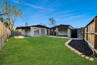 Building Photo - 11627 Bowlan Ln