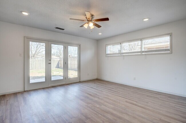 Building Photo - 3808 29th St